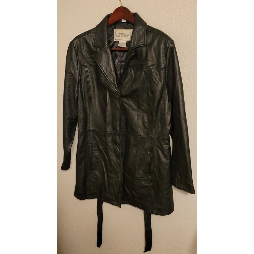 Modern Essentials Women's Leather Jacket with Belt XL